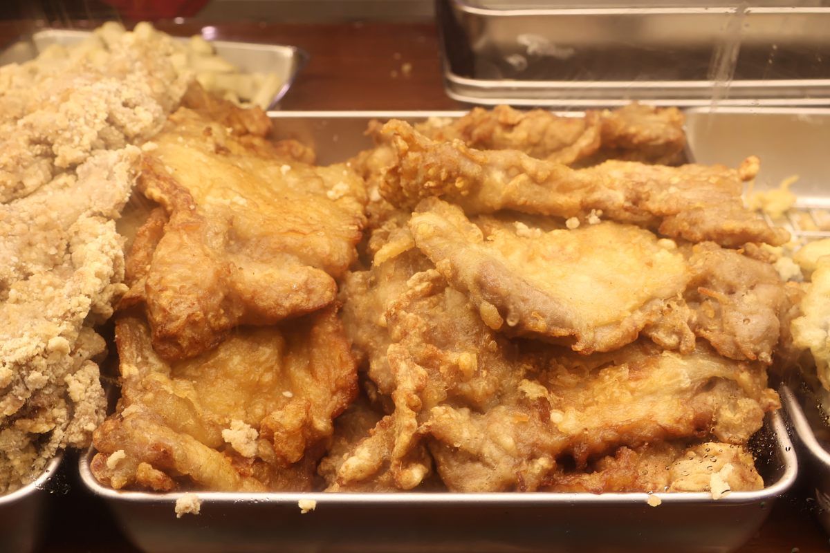 Taiwanese Street Snacks at 5 Little Bears 五隻小熊 at Chinatown Point