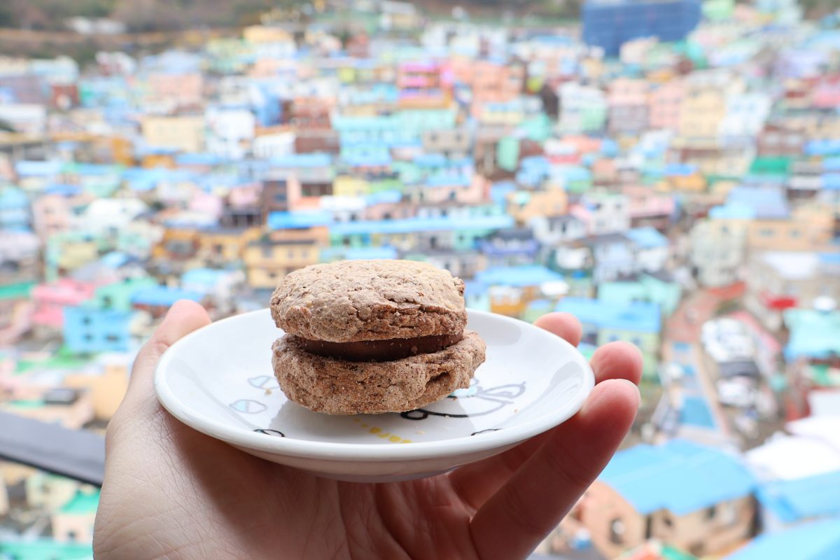 From Espresso to Ocean Views: A Comprehensive Review of Cafe Avant Garde