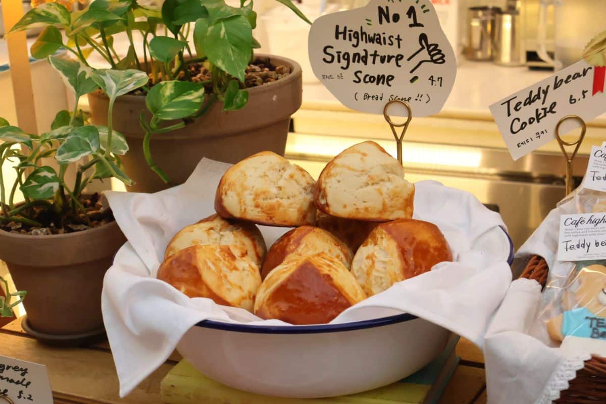 Cafe Highwaist Ikseon Seoul