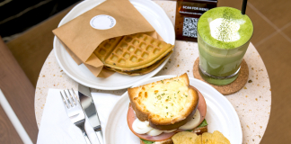 CRESCENT Waffle & Sandwich Shop - Old-School Waffles Cafe 00