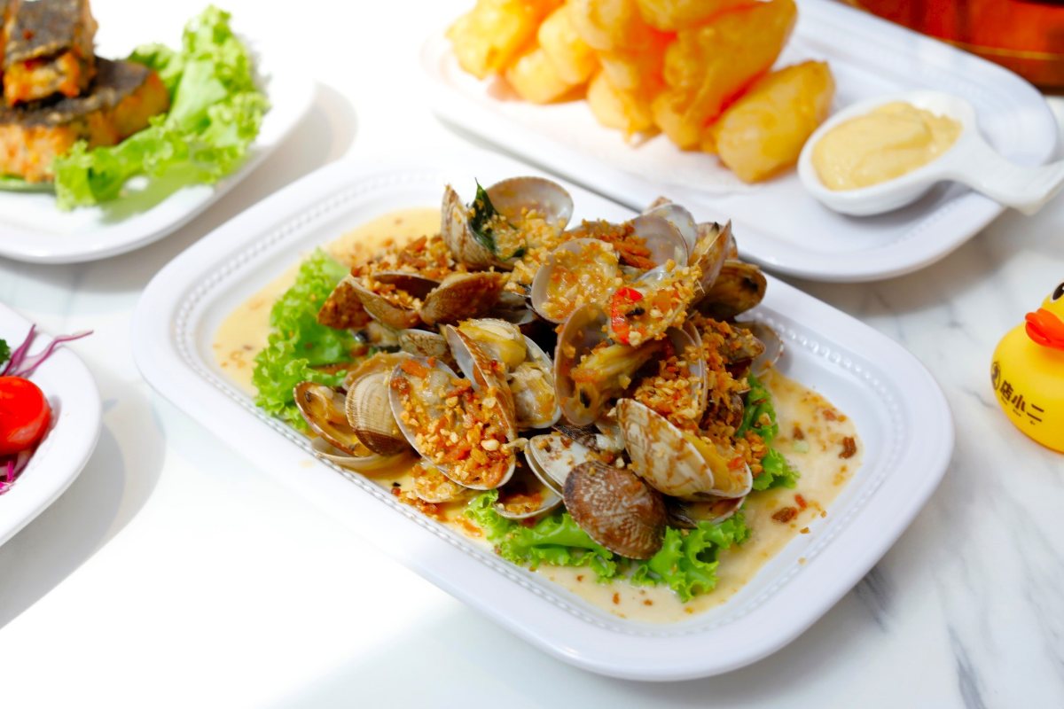 Luscious Creamy Garlic Clams from Dian Xiao Er Chef Showdown 2024
