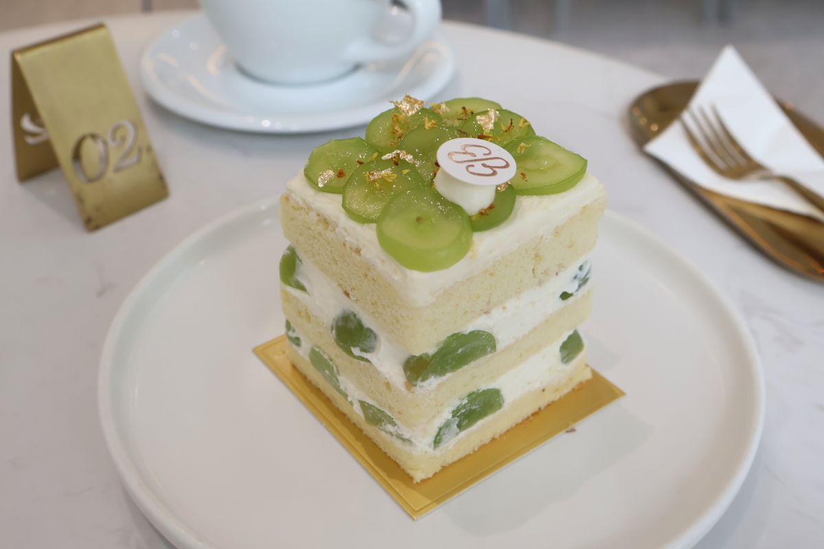 From Flaky Croissants to Fresh Muscat Cakes: Être Patisserie Review
