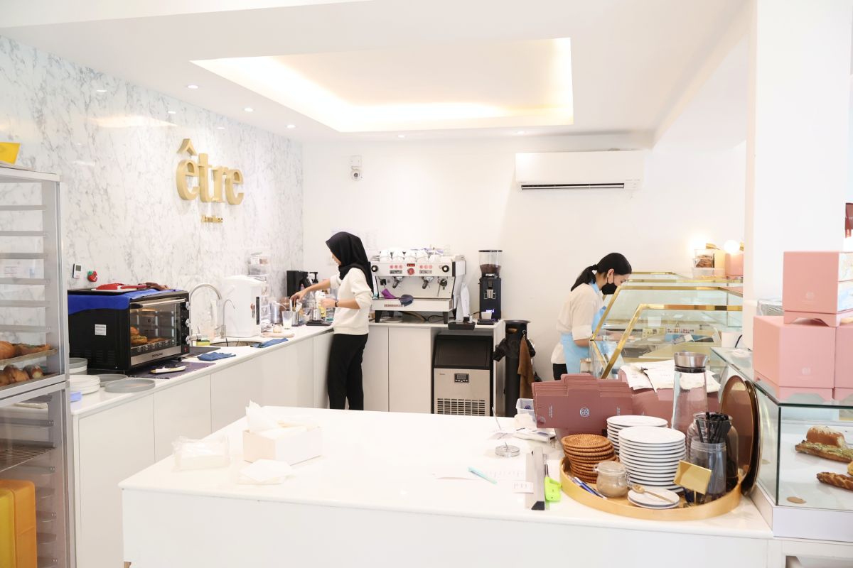 Indulge in French-Inspired Delights at Ipoh's Être Patisserie