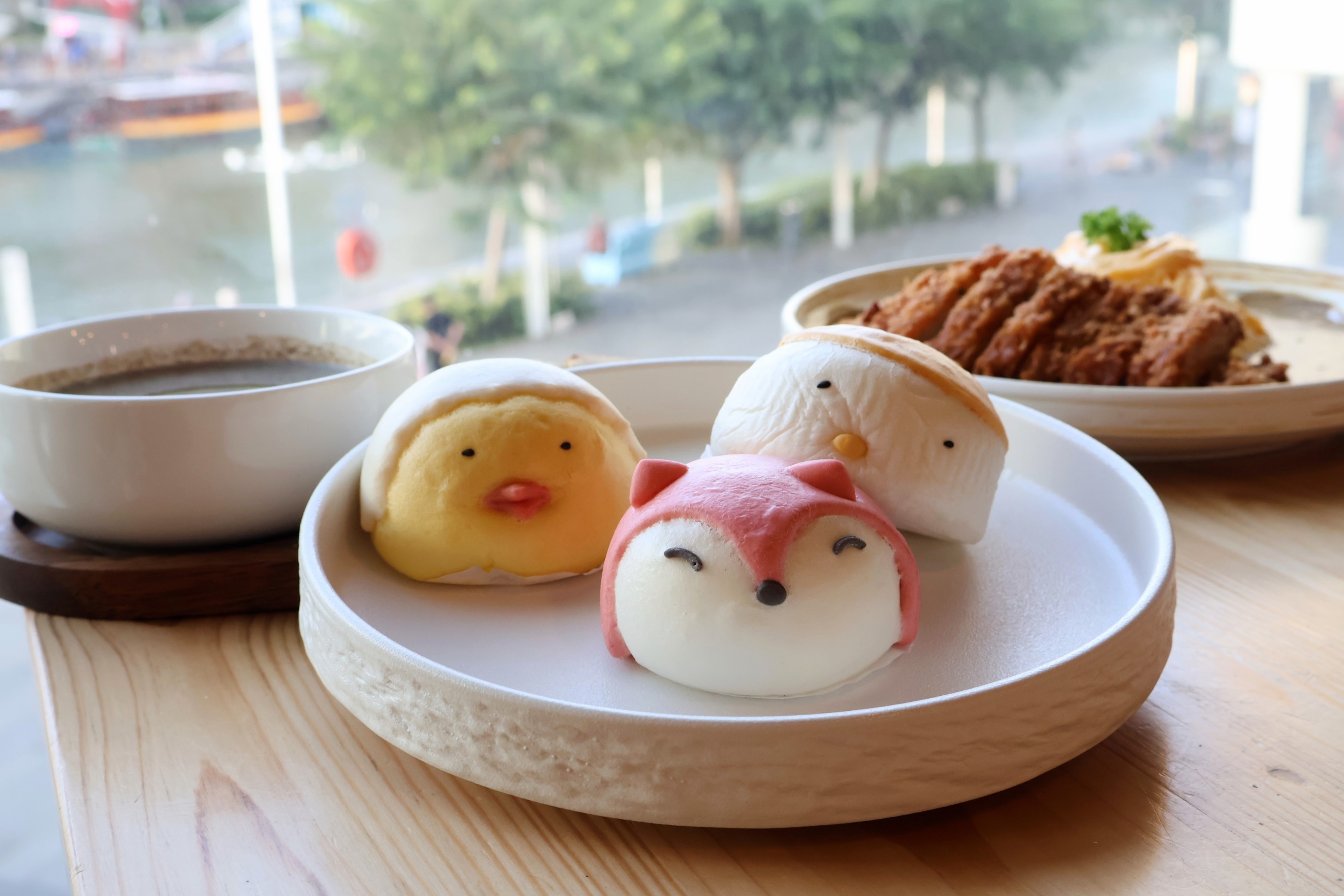 Madlygood Japanese Café Offers Cute Animal Baos at Clarke Quay Central