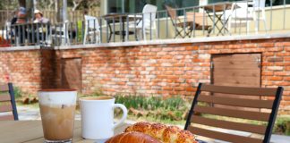How Oldmug Café Became Busan’s Best Kept Secret for Coffee and Sea Breezes