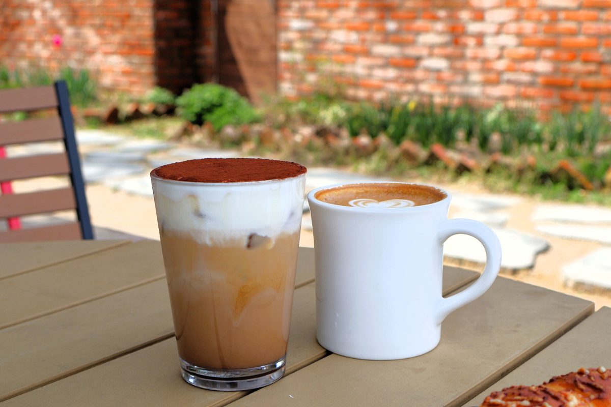 Why Oldmug Café in Songjeong is a Must-Visit for Coffee Lovers in Busan