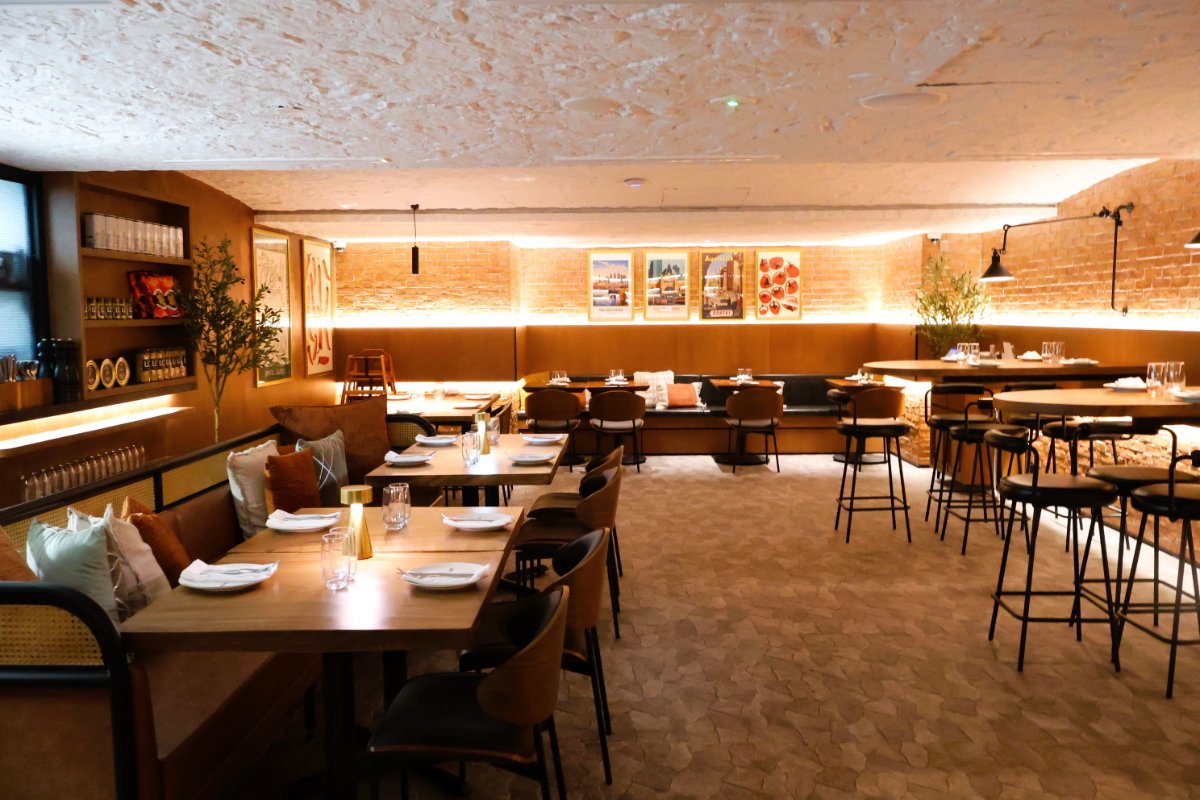 Elegant Spanish Cuisine Setting at MoVida Original in Raffles City