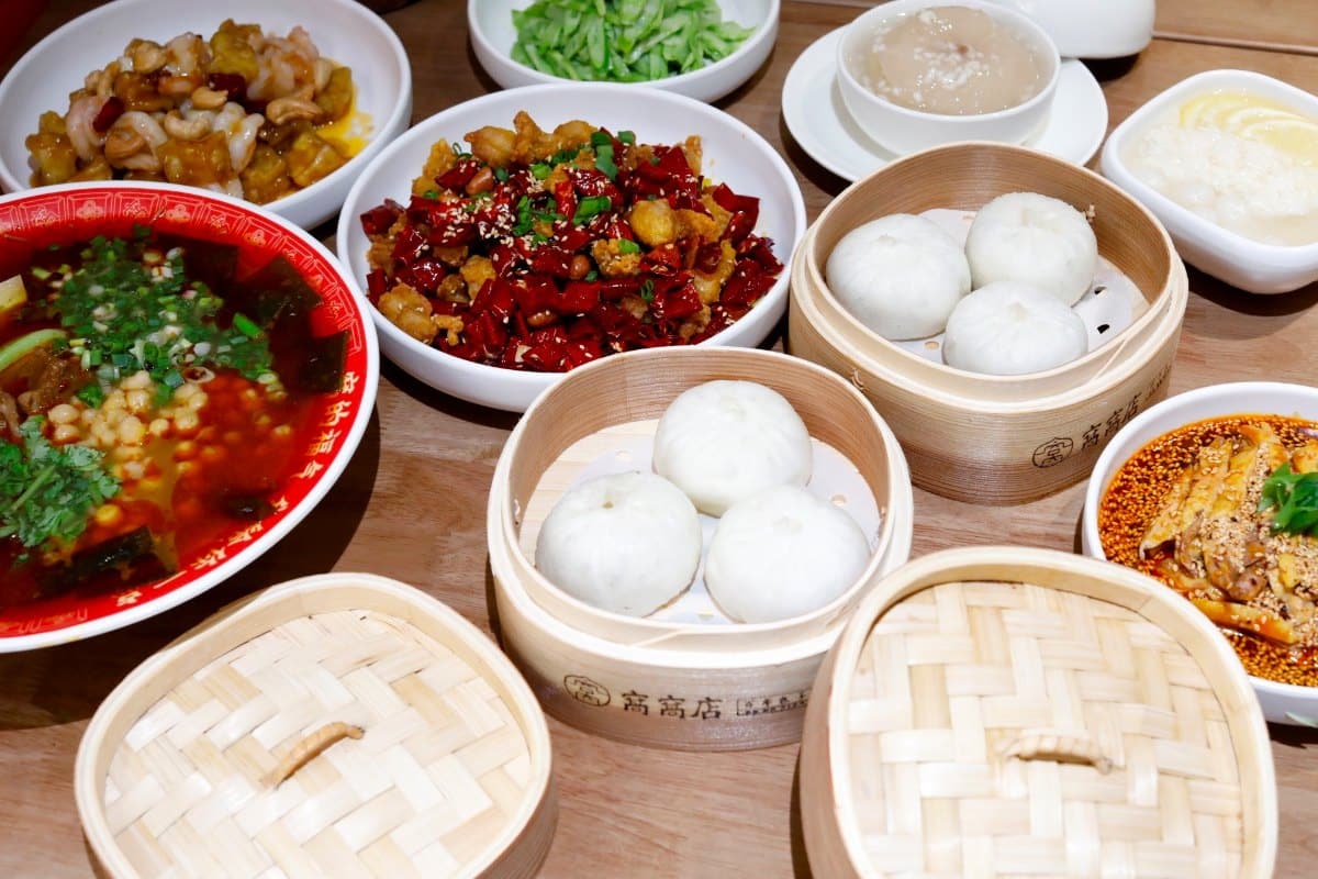 Traditional Pork Bun at Wo Wo Dian, Raffles City