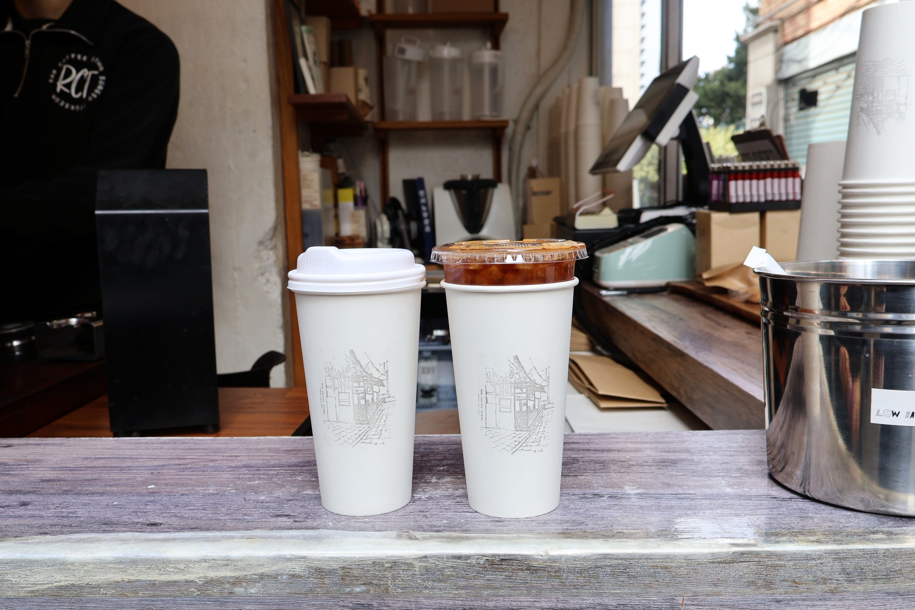 Raw Coffee Stand in Seongsu Seoul