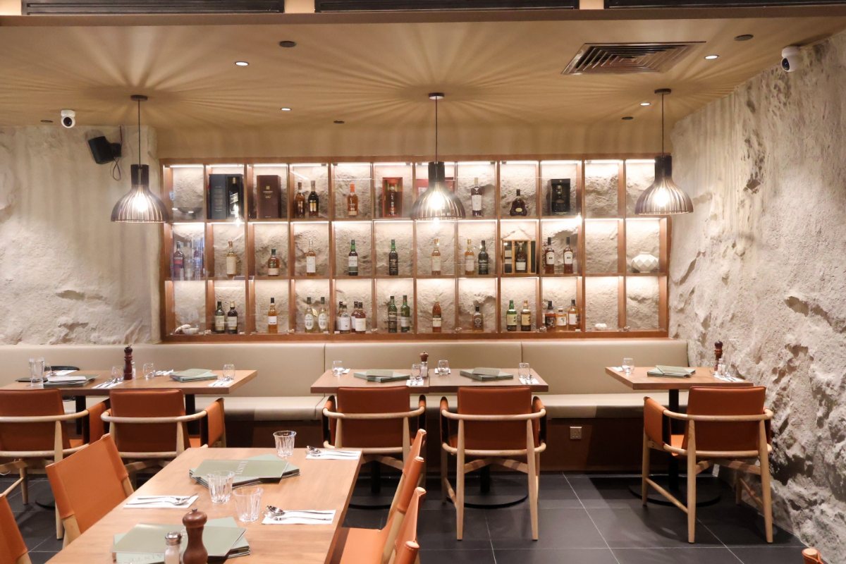 Sláinte’s Perfect Blend of Daytime Café and Nighttime Whiskey Bar at Orchard Road