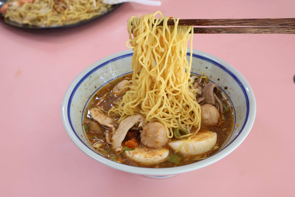 Authentic Thai Boat Noodles in Singapore: A Review of Thai Boat Noodles Waterfall